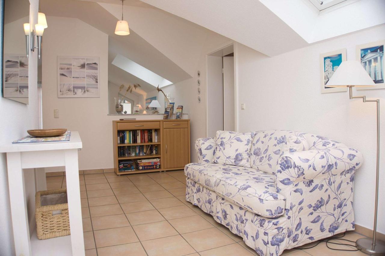 Balkon Mit Traumhaften Meerblick, Gratis Nutzung Vom Ahoi Erlebnisbad Und Sauna In Sellin Duenenhaus Fewo05 غورين المظهر الخارجي الصورة