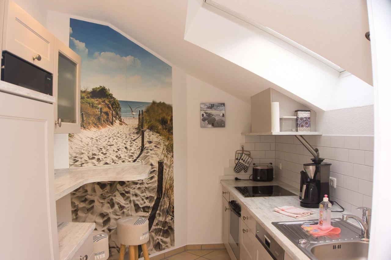 Balkon Mit Traumhaften Meerblick, Gratis Nutzung Vom Ahoi Erlebnisbad Und Sauna In Sellin Duenenhaus Fewo05 غورين المظهر الخارجي الصورة